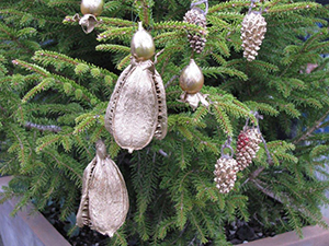 Christmas tree decorations